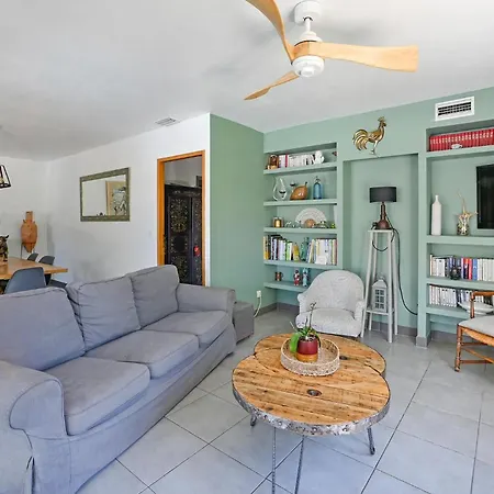 3 Bedroom Beautiful In Hébergement de vacances