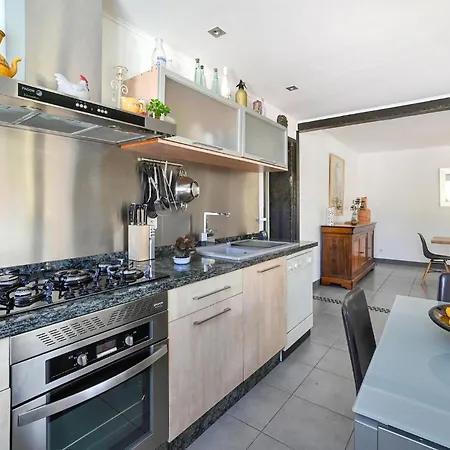 Hébergement de vacances 3 Bedroom Beautiful In