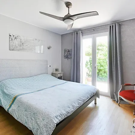 3 Bedroom Beautiful In *