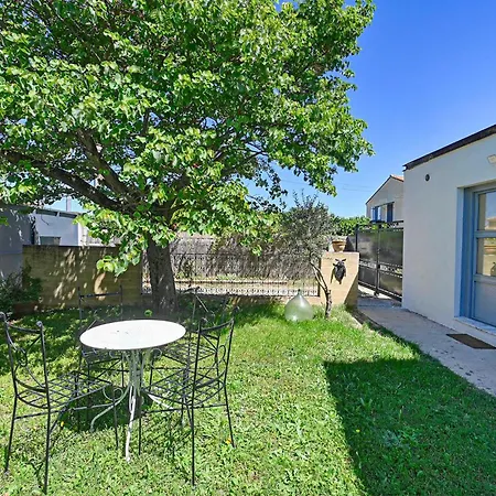 3 Bedroom Beautiful In Hébergement de vacances *